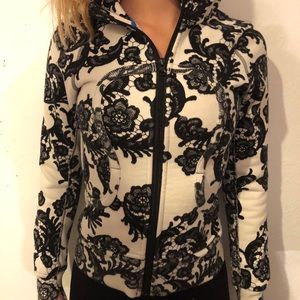 LULULEMON jacket